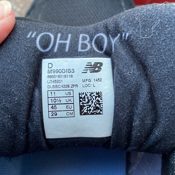 New Balance Run Disney 2015 Mickey Mouse Steamboat Willie size 11 - Picture 14 of 16